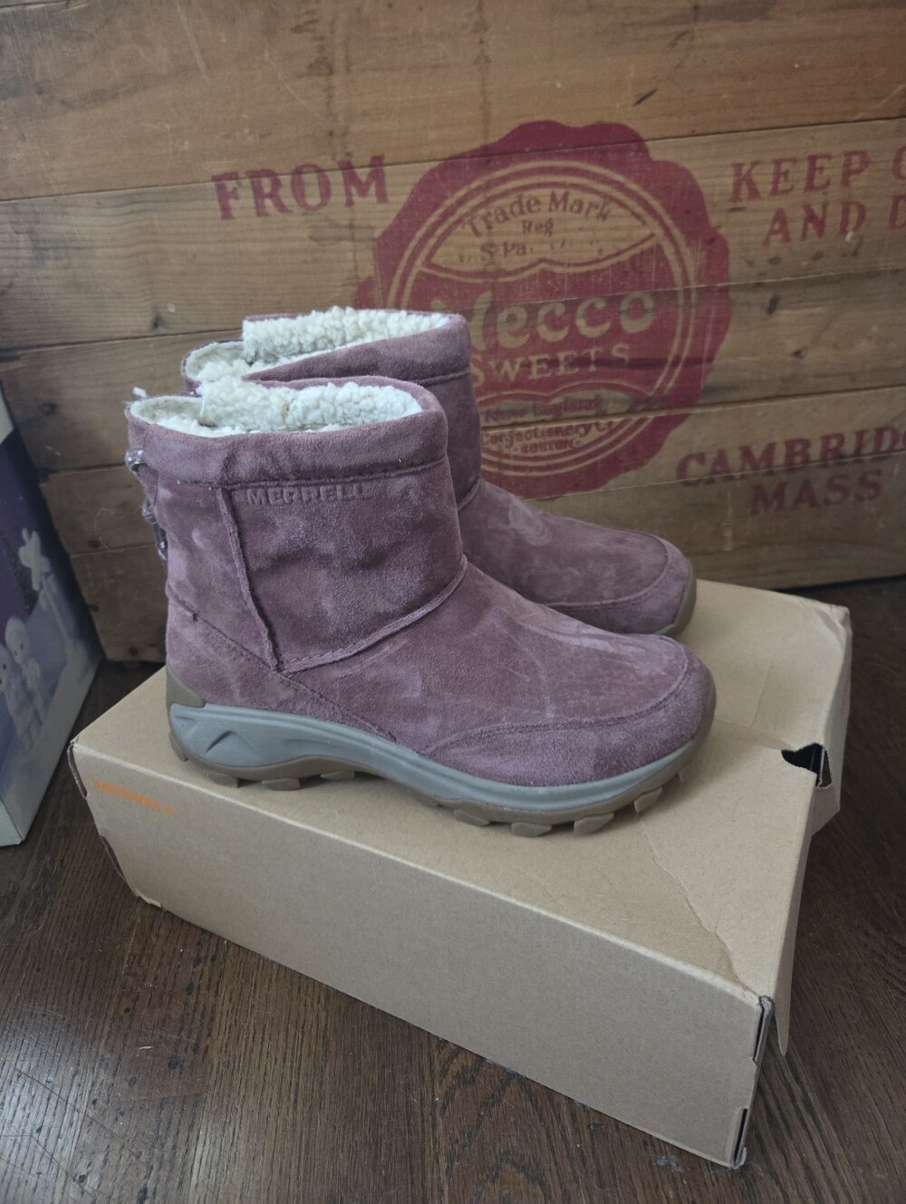Merrell Womens 8.5 Marron Winter Pull On Boots